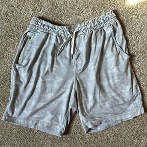 Vuori Men’s Ponto Shorts